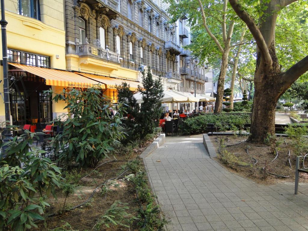 Like Home - Opera Apartments Budapest Kültér fotó